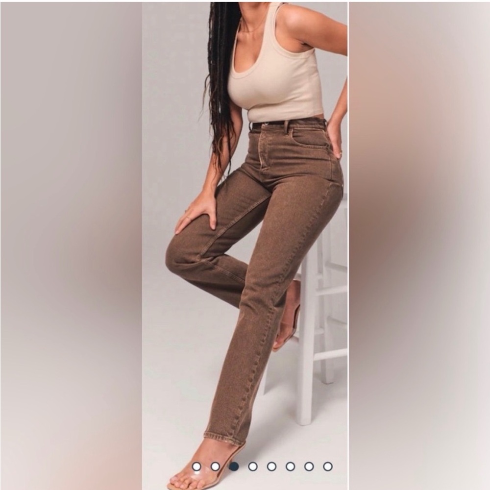 Abercrombie & Fitch High-Rise Straight Leg Jeans - Brown 26 short